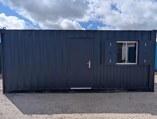 20ft 8ft v office - a/v,