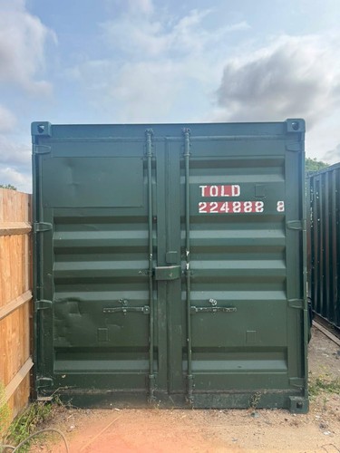 Shipping container - x,